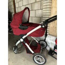 Nog nette musty kinderwagen met heel veel extra’s