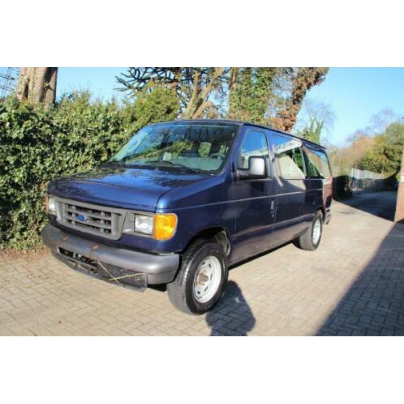 Ford USA Econoline 4.6 V8 150 E XL / BENZINE / BJ 2005 /