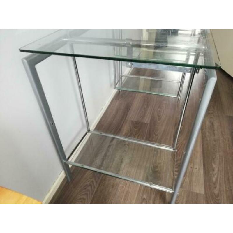 glazen computer bureau desk