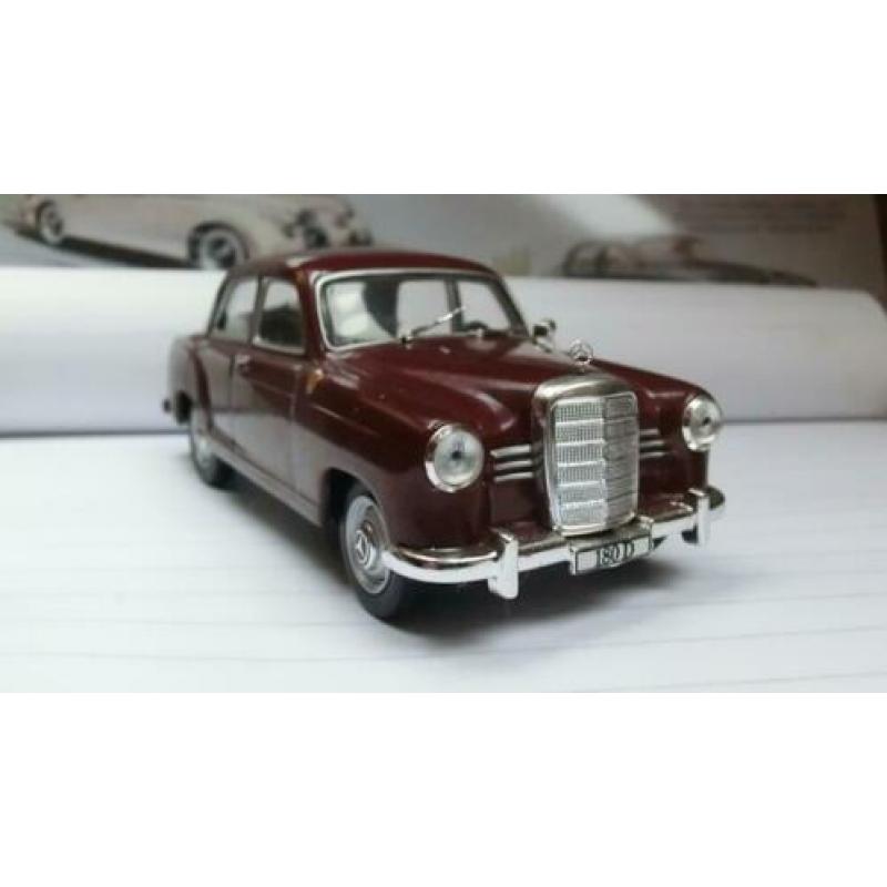 Altaya Mercedes 180 (bolhoed) 1:43