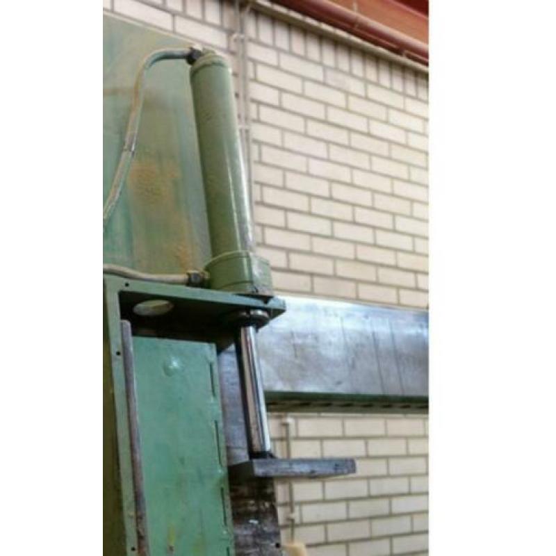 Hydraulische opsluitbank/pers/lijmpers