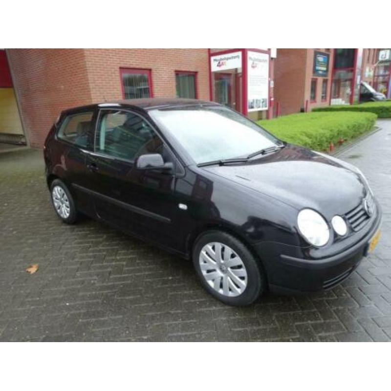 Volkswagen Polo 1.4-16V Comfortline Airco Boekjes N.A.P