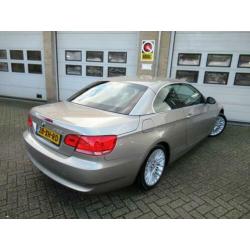 BMW 3 Serie Cabrio 325i High Executive Automaat € 13.950,00