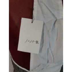 2x Gilet met zilveren pailletten, Just B. mt 40
