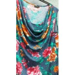 BODYFLIRT blauw bewerkt bloemen met waterval hals jurk mt S