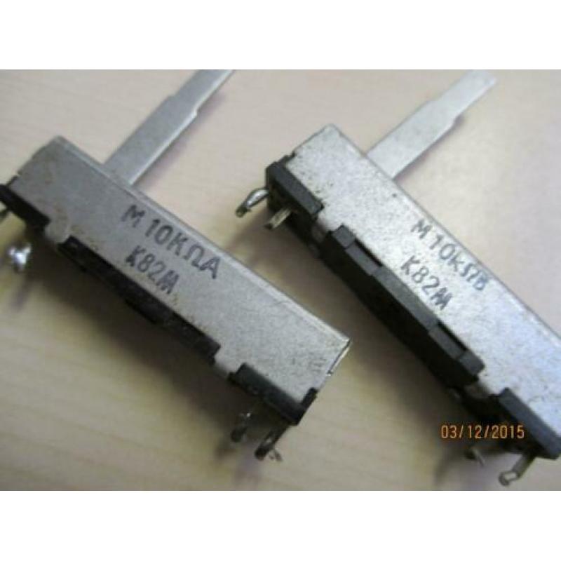 2 Schuif - Regelaars 10 Kohm / Type K82M