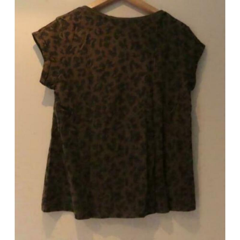 groene camouflage top maat L maat 42