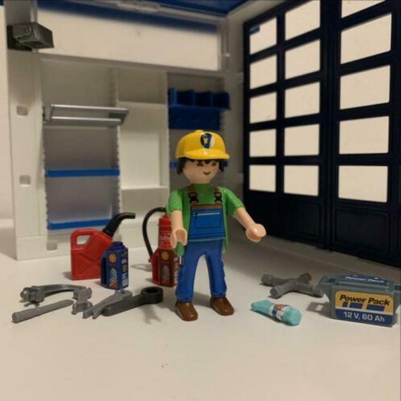 Playmobil garage 70202