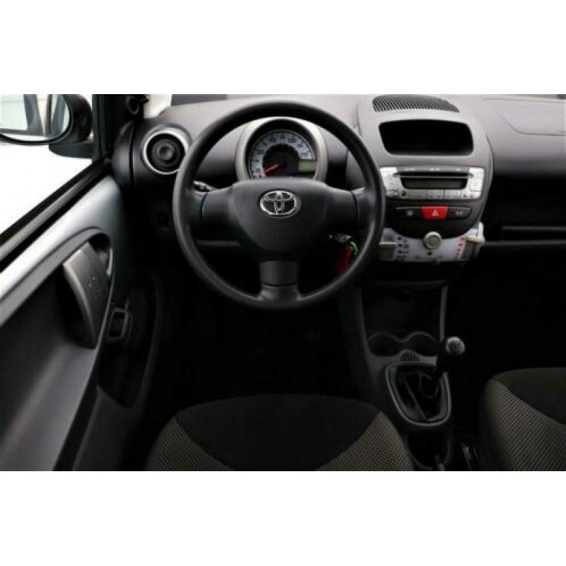 Toyota Aygo 1.0 12V Comfort 5-deurs | Airco | Elektrische ra