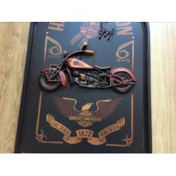 Leuk al wat ouder pubbord van Harley davidson