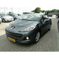 Peugeot 207 CC 1.6 VTi Airco boekjes winterbanden