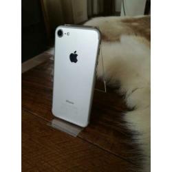 Refurbished iPhone 7 - 32 GB