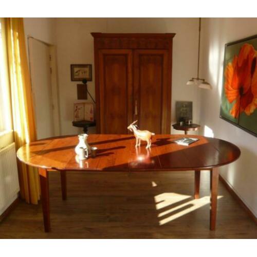 Fraaie kersen eettafel met 2 coulissen: max. 1.20 x 2.26 m