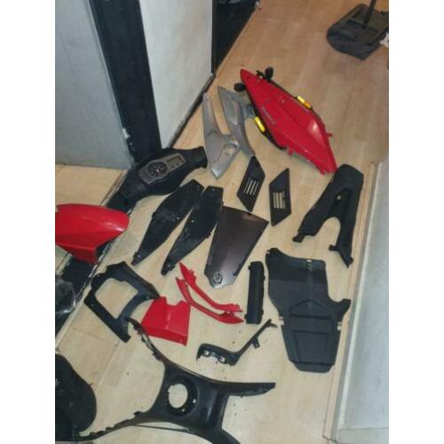 Gilera runner kappen onderdelen.