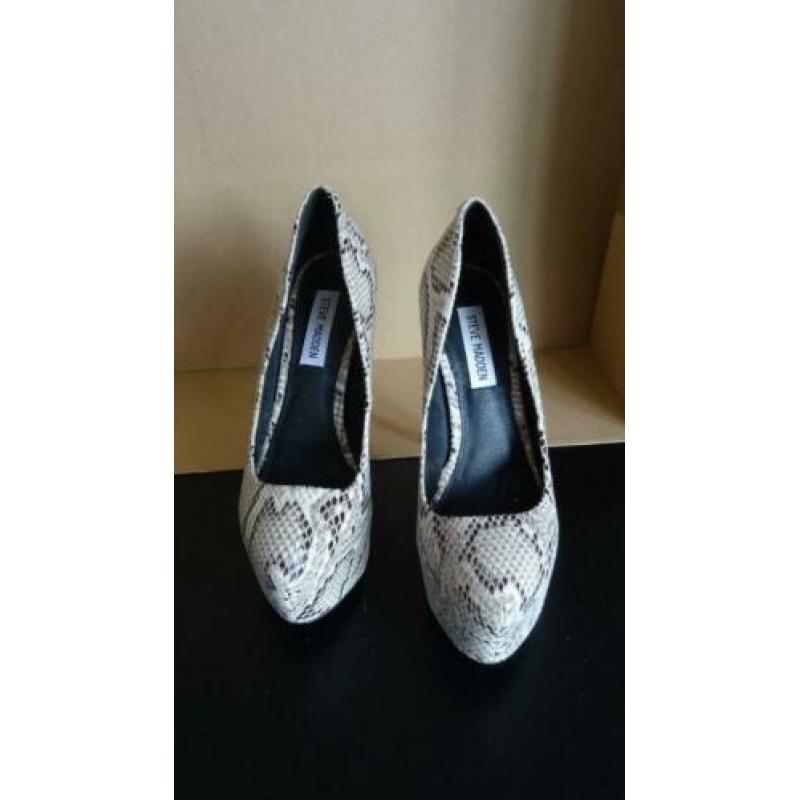 Lak slangenprint leren pumps naaldhak 13cm Steve Madden 38