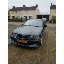 Nette BMW 3 serie E36 Touring M Sport met nieuwe APK