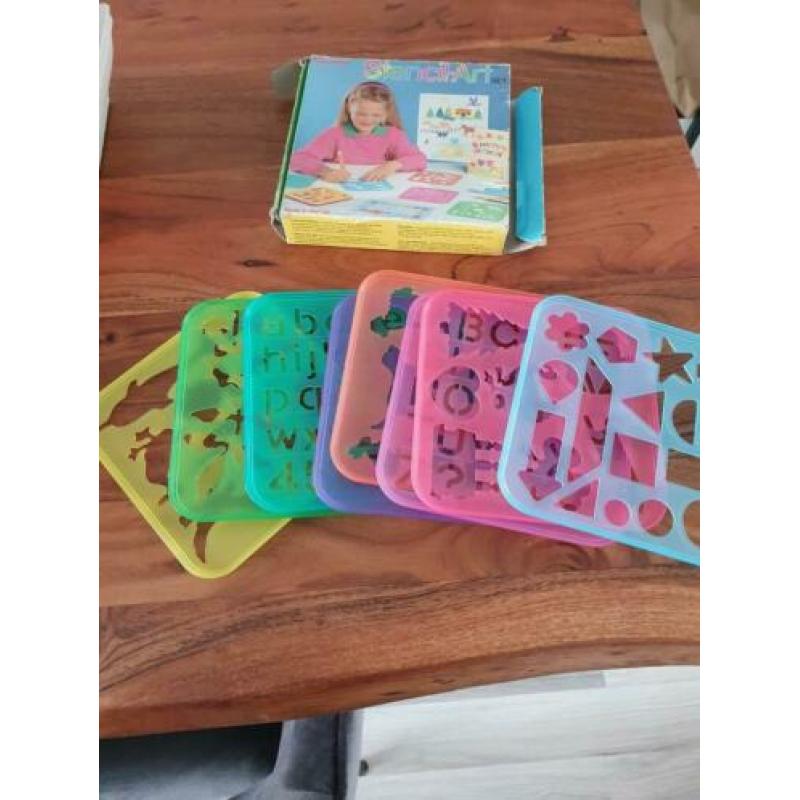 Veel Tupperware samen 50,- euro