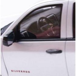 GT spirit Chevrolet Silverado Redline 2018 Zilver 1:18