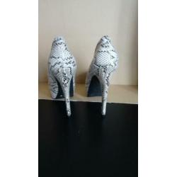 Lak slangenprint leren pumps naaldhak 13cm Steve Madden 38