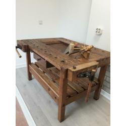 Hele mooie Nooitgedagt werkbank,keukeneiland,sidetable.