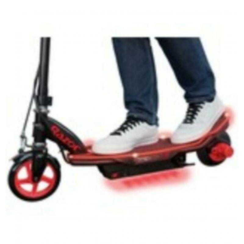 Razor Elektrische Step Kind E90 Power Core Glow Rood €134.95