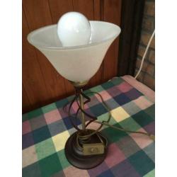 Beuraulamp of tafellamp met aan en uit-knop glas