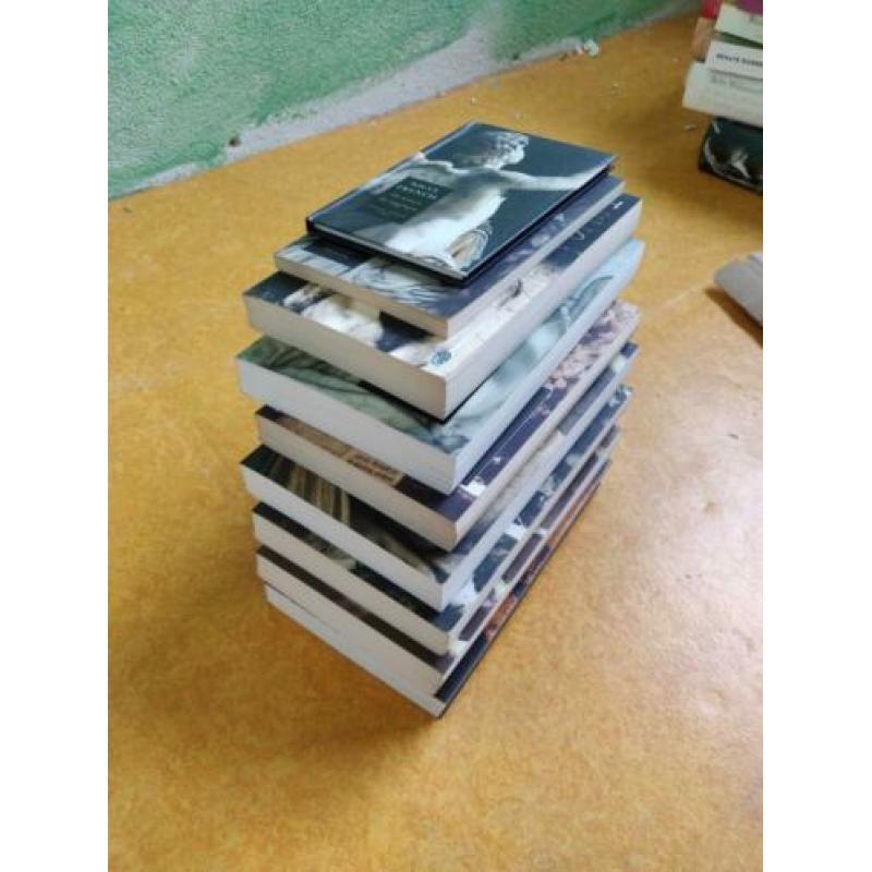 8 boeken van Nicci French en 1 van Sean French