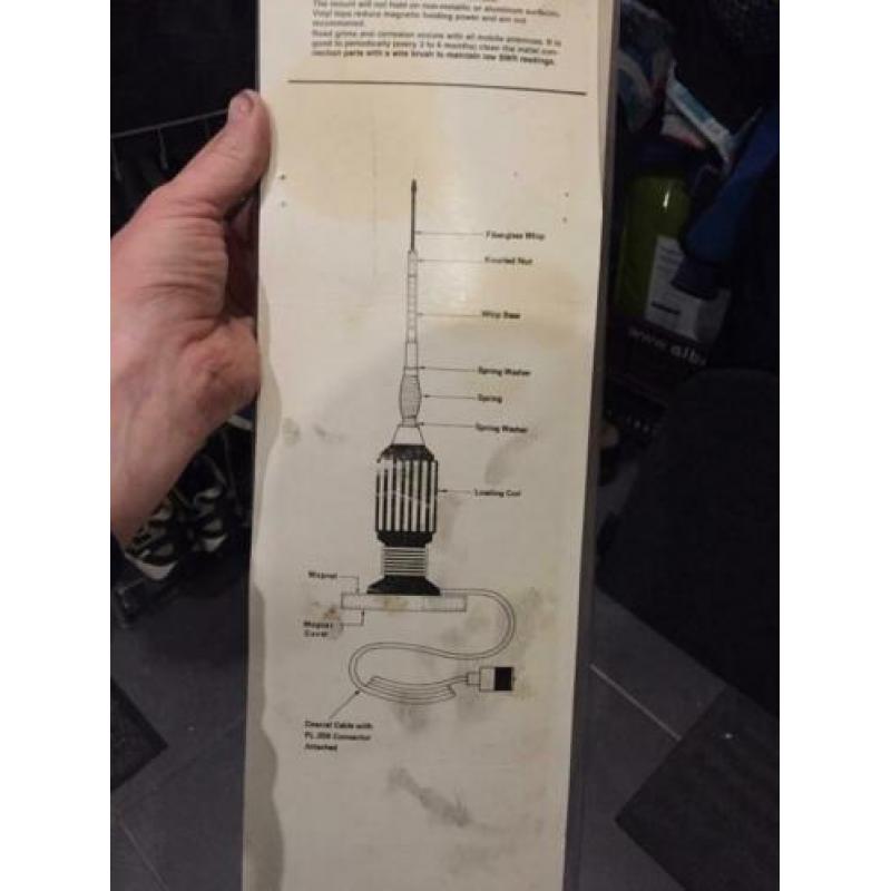 27 mc antenne met magneetveld