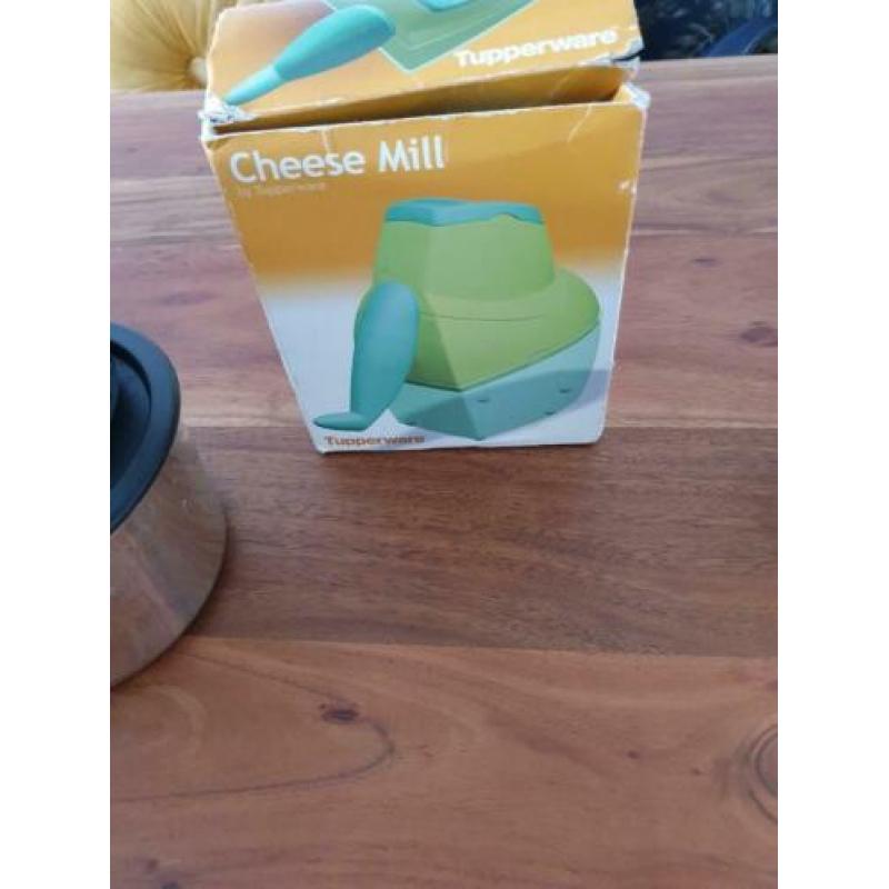 Veel Tupperware samen 50,- euro