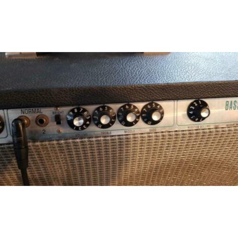 Fender Bassman Ten versterker gitaar basgitaar keys vintage