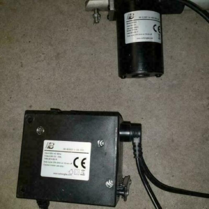 2x elektrische uitschuifbare spindel 60-100 cm 24 volt