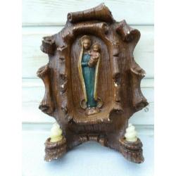 Oude maria gebeds wandaltaar.