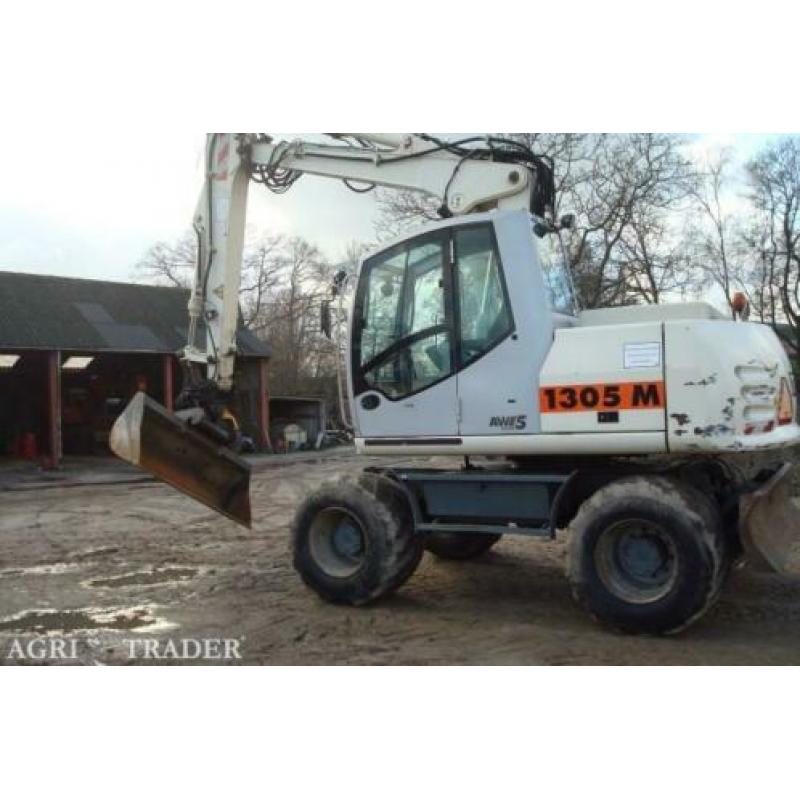 Atlas 1305 (2006)