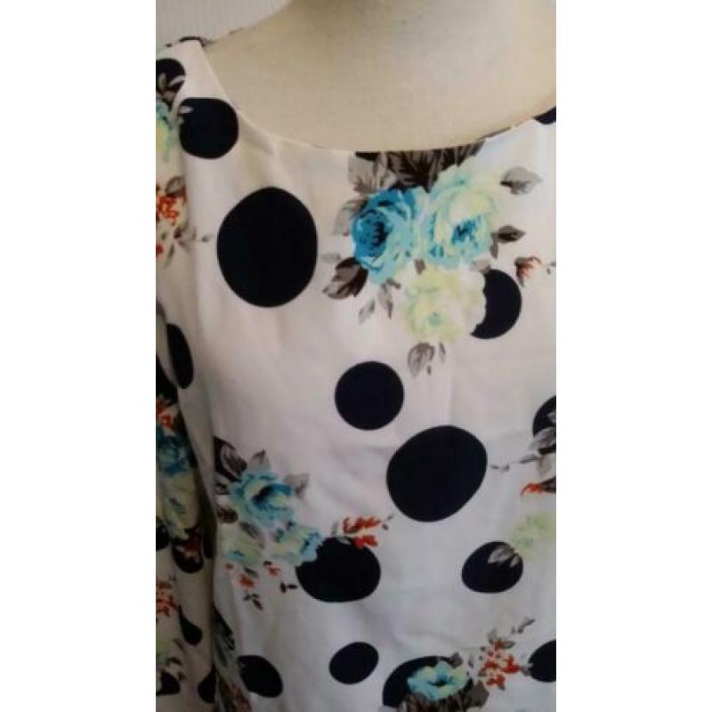 H1 mooie witte blouse smalle lijf maat 42