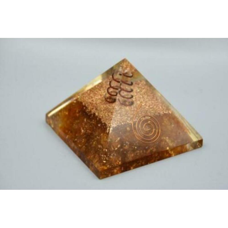 Zwarte Toermalijn Orgoniet pyramide - 7 x 5,5 cm