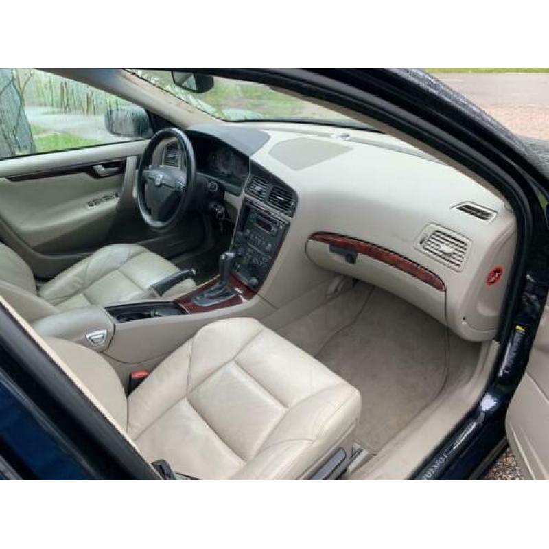 Volvo S60 2.4D Edition II