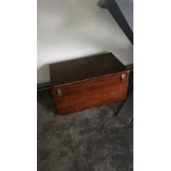 Antieke houten dekenkist