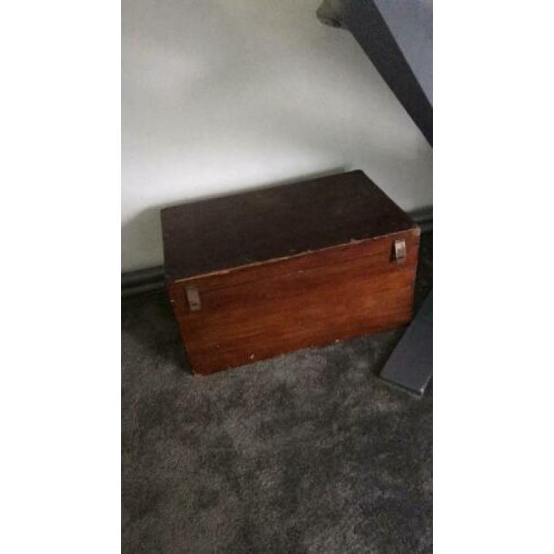 Antieke houten dekenkist