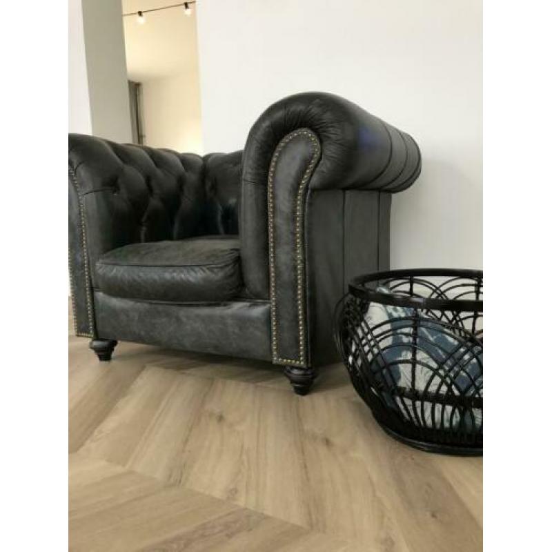 Chesterfield stoel / leren / zwarte / fauteuil / vintage /