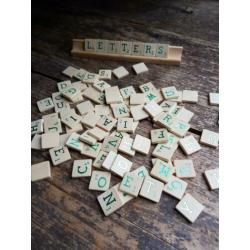 3 sets houten letters - scrabble - unieke kleuren