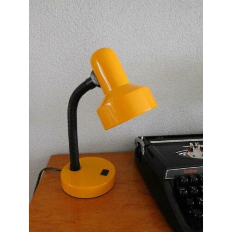 Super geel retro/vintage bureaulampje, als nieuw!