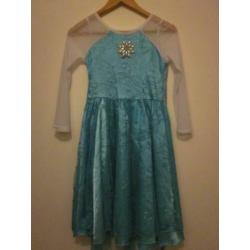 Elsa jurk maat 130 met Vele glitters.