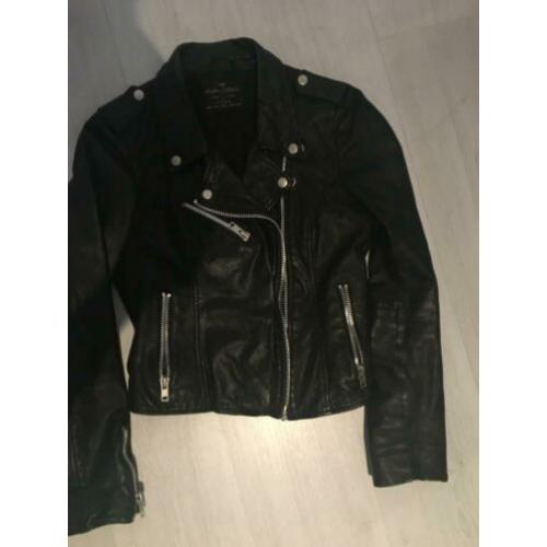 Zwart leer bike jas van Zara in maat 36