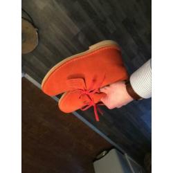 Clarks desert boots oranje 39 women 38 kan ook! Nieuw