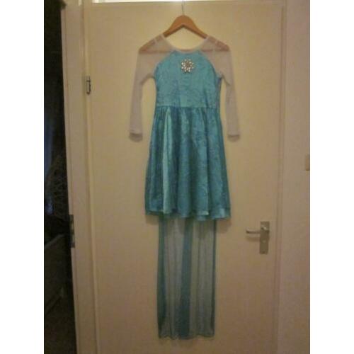 Elsa jurk maat 130 met Vele glitters.