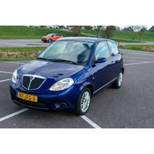 Lancia Ypsilon 1.2 2009 Blauw