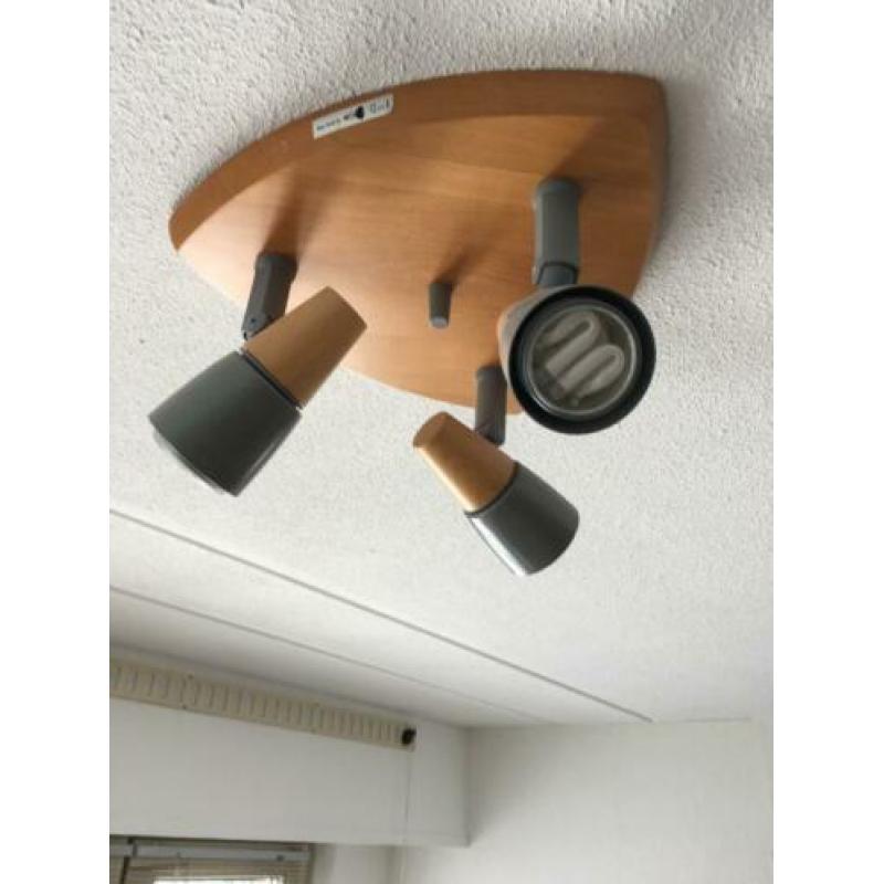 plafondlampen 3 stuks wandlampen 2 x 3 lampen en1 losse