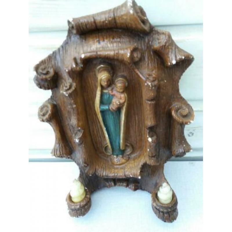 Oude maria gebeds wandaltaar.