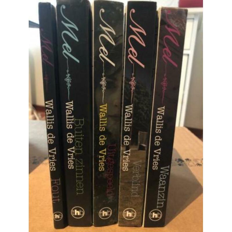 Mel Wallis de vries 5 boeken