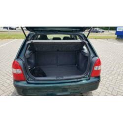 Nette Mazda 323 1.5 F LX AUT 2000 Groen/Airco Elek,ramen